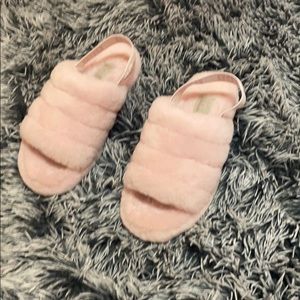 Pink Ugg’s size 6